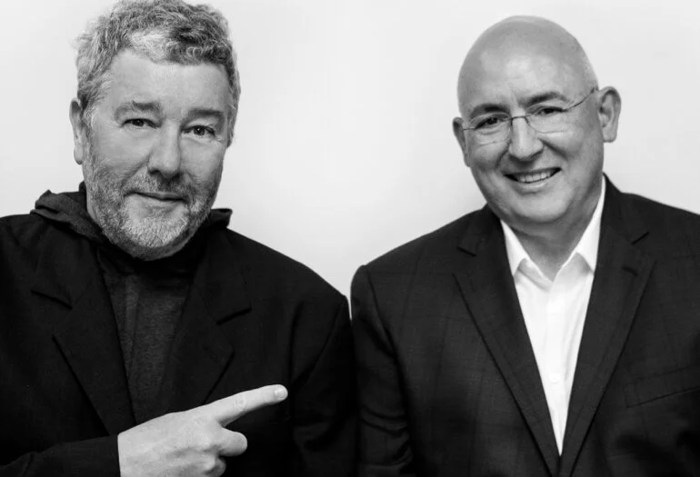 Axiom Space 攜手 SpaceX ,再次下訂 3 次商業太空載人服務訂單 3 Axiom-philippe-starck-and-mike-suffredini